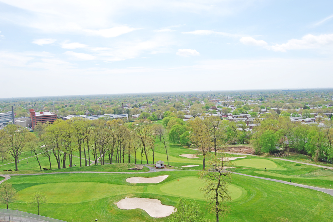 North Shore Towers Apt.