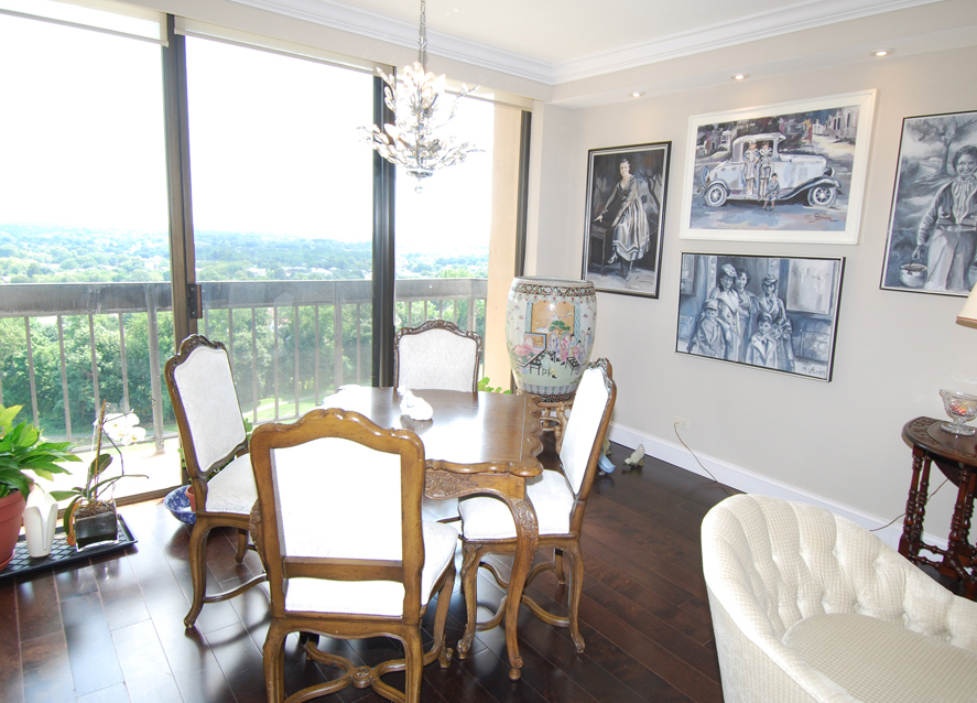 North Shore Towers Apt.