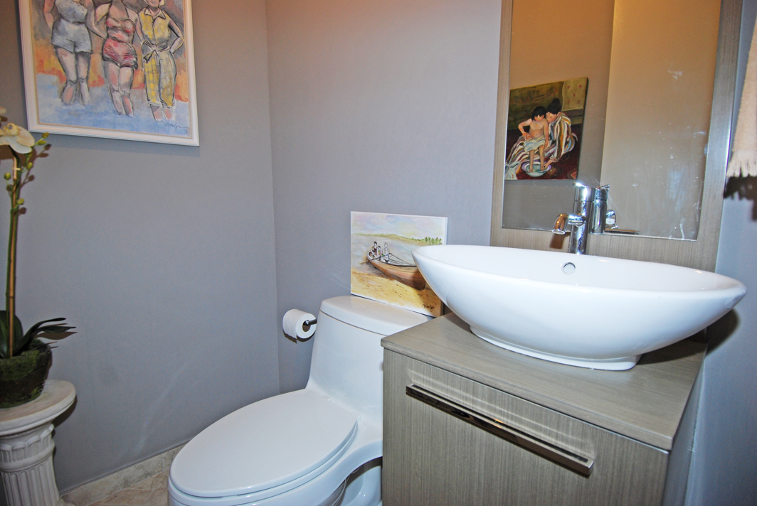 North Shore Towers Apt.