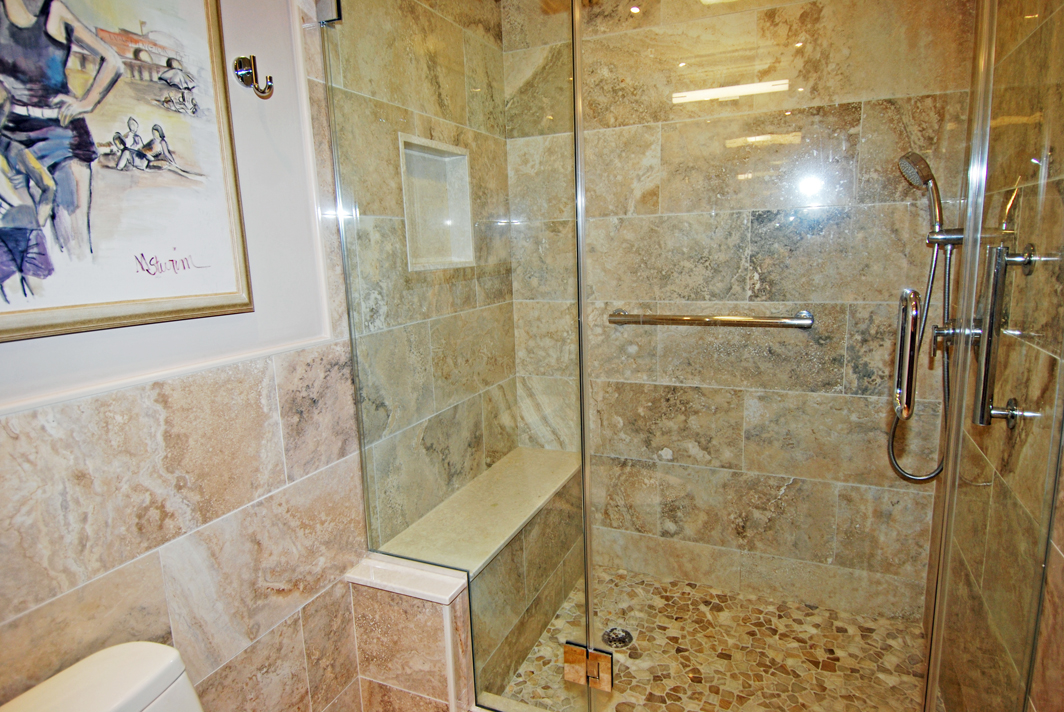 North Shore Towers Apt.