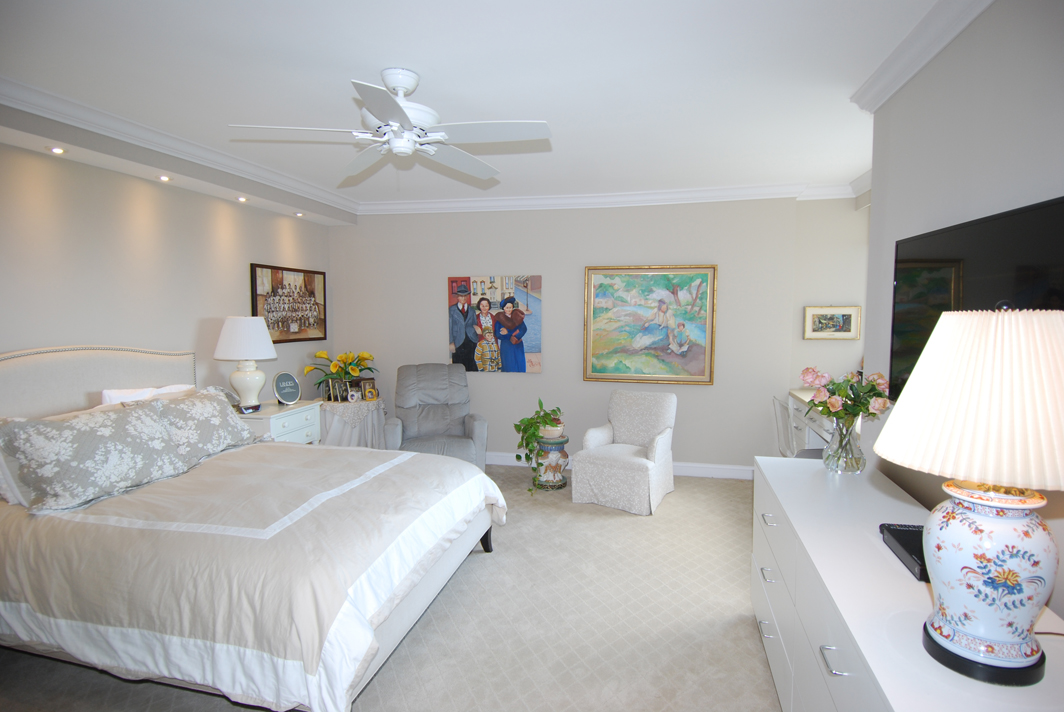 North Shore Towers Apt.