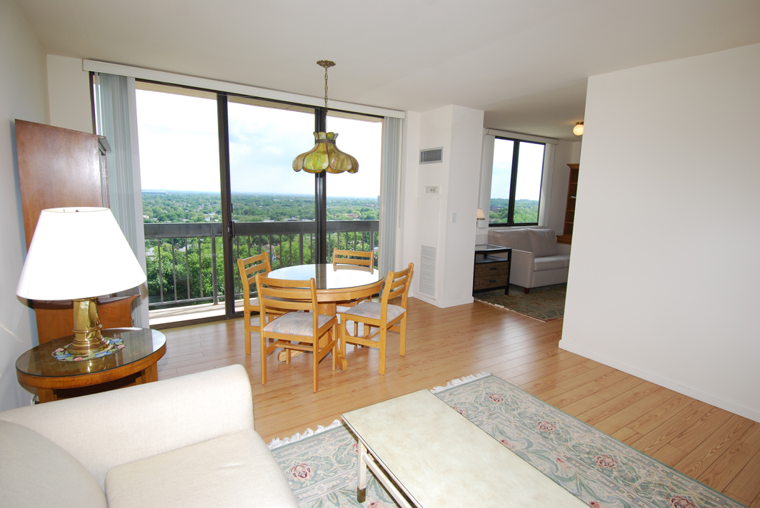 North Shore Towers Apt.