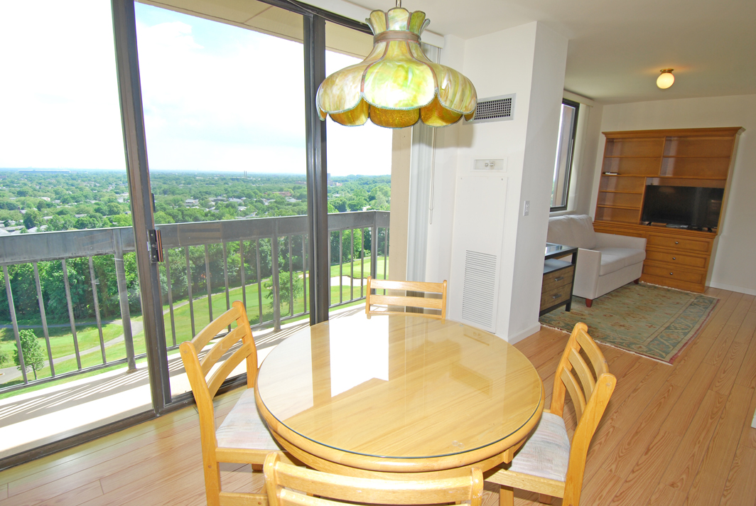 North Shore Towers Apt.