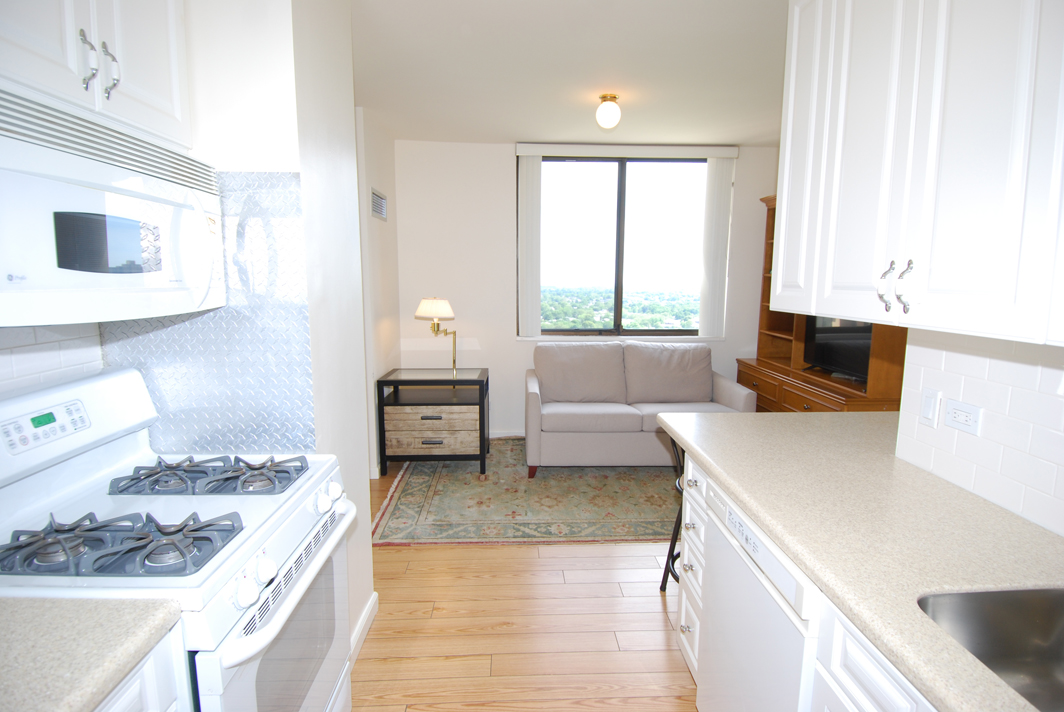 North Shore Towers Apt.