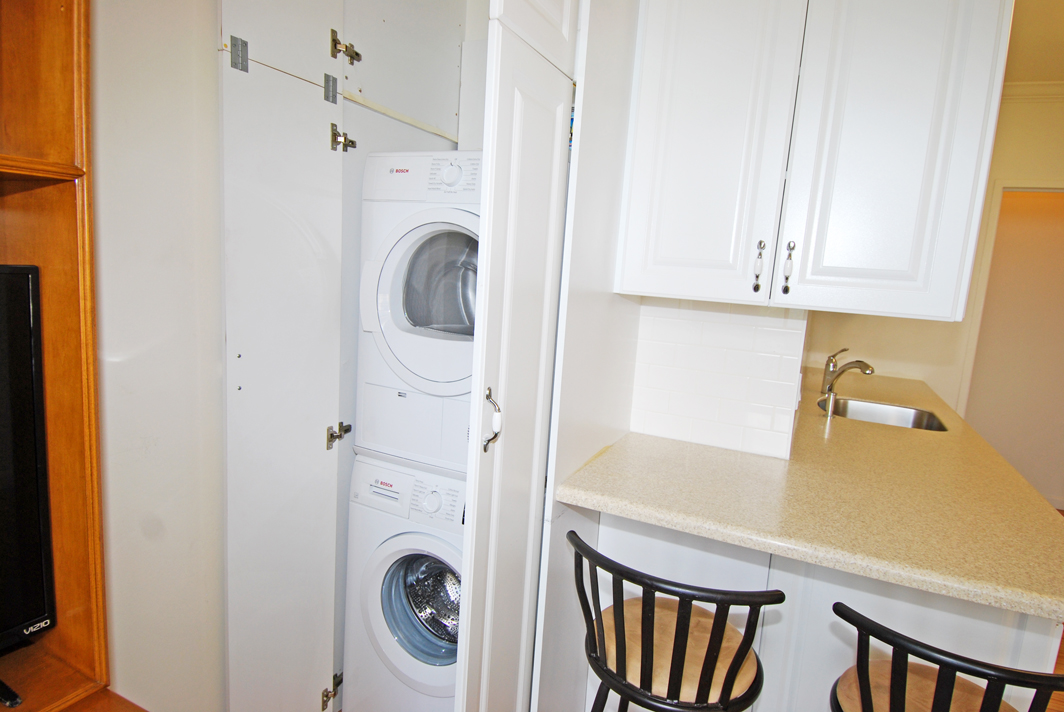 North Shore Towers Apt.