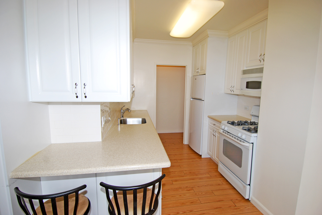 North Shore Towers Apt.