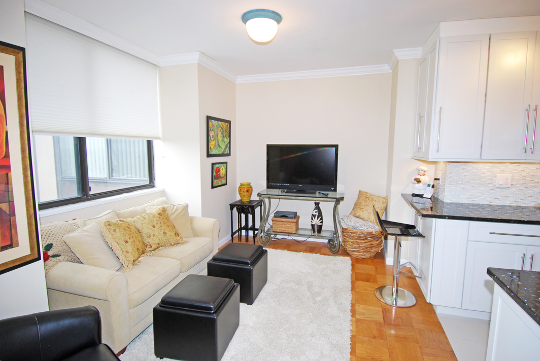 North Shore Towers Apt.