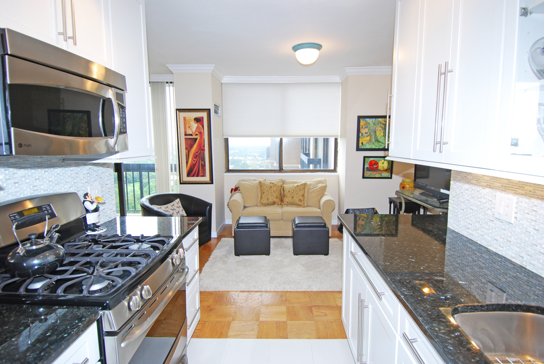 North Shore Towers Apt.