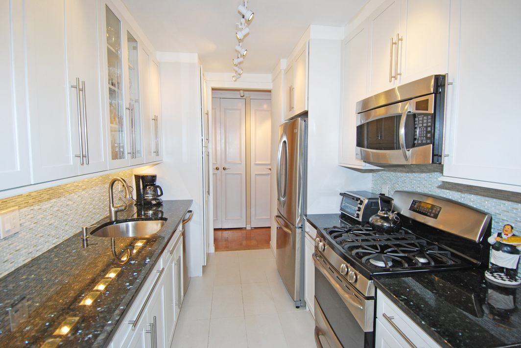 North Shore Towers Apt.