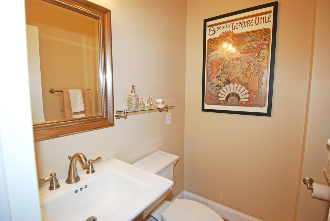 North Shore Towers Apt.