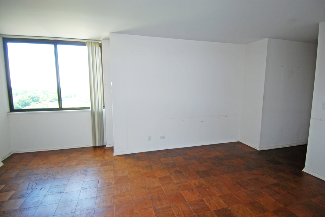 North Shore Towers Apt.