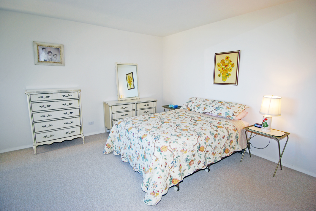 North Shore Towers Apt.