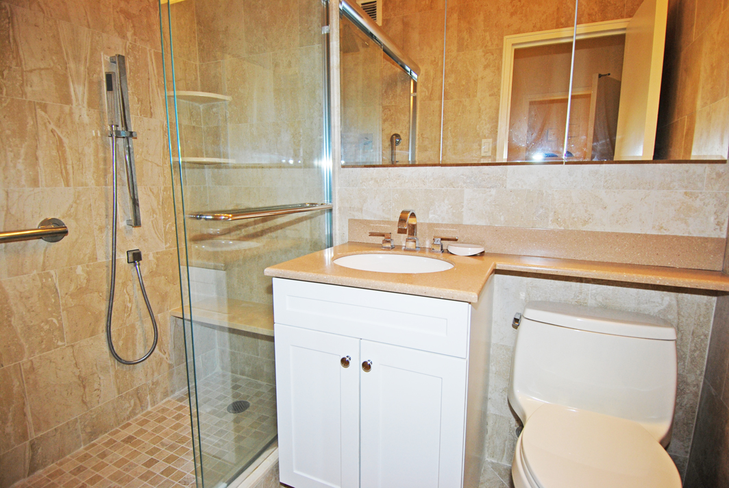 North Shore Towers Apt.