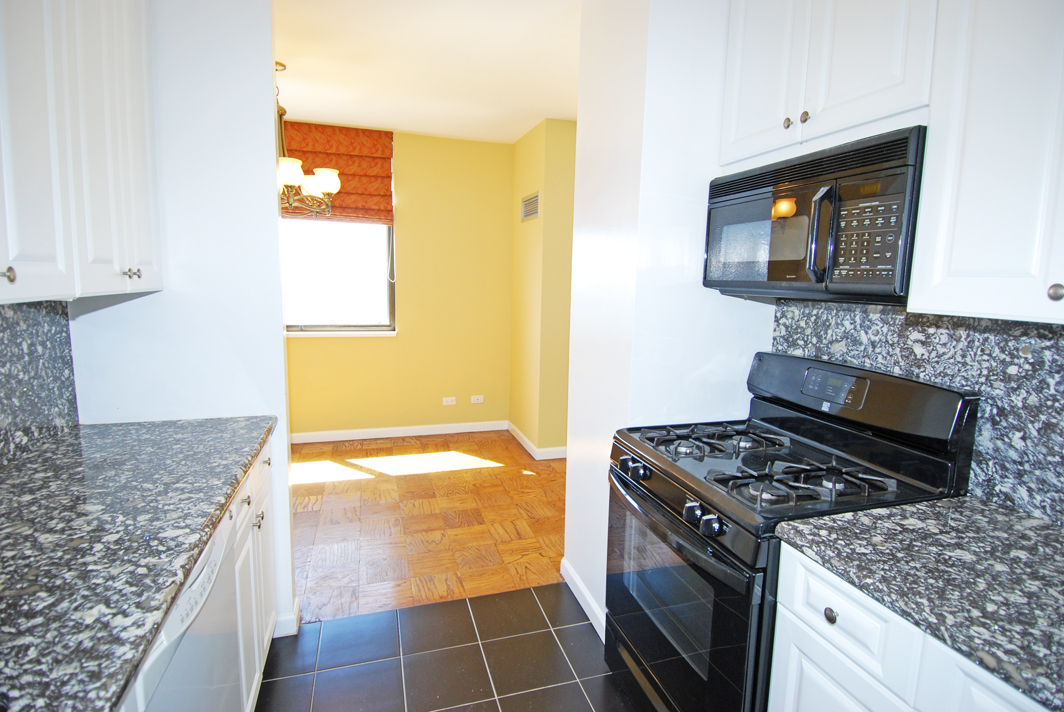 North Shore Towers Apt.