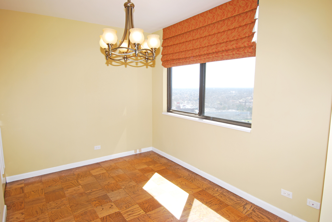 North Shore Towers Apt.