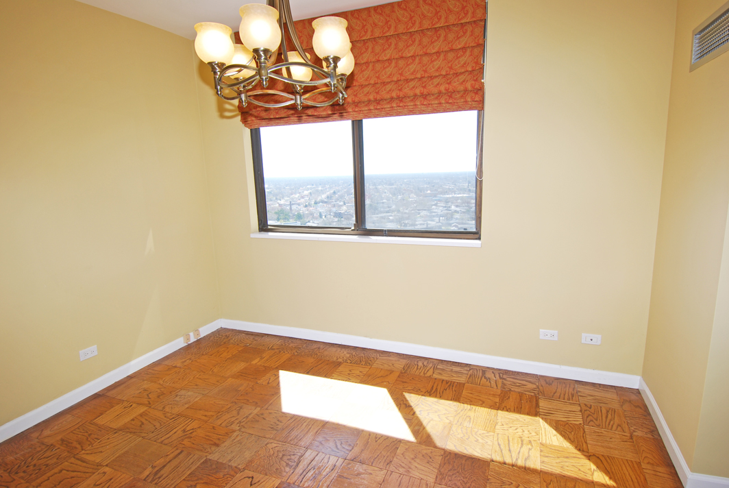 North Shore Towers Apt.