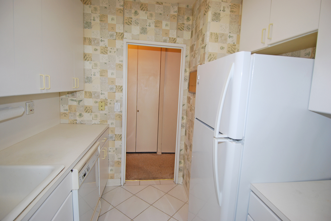 North Shore Towers Apt.