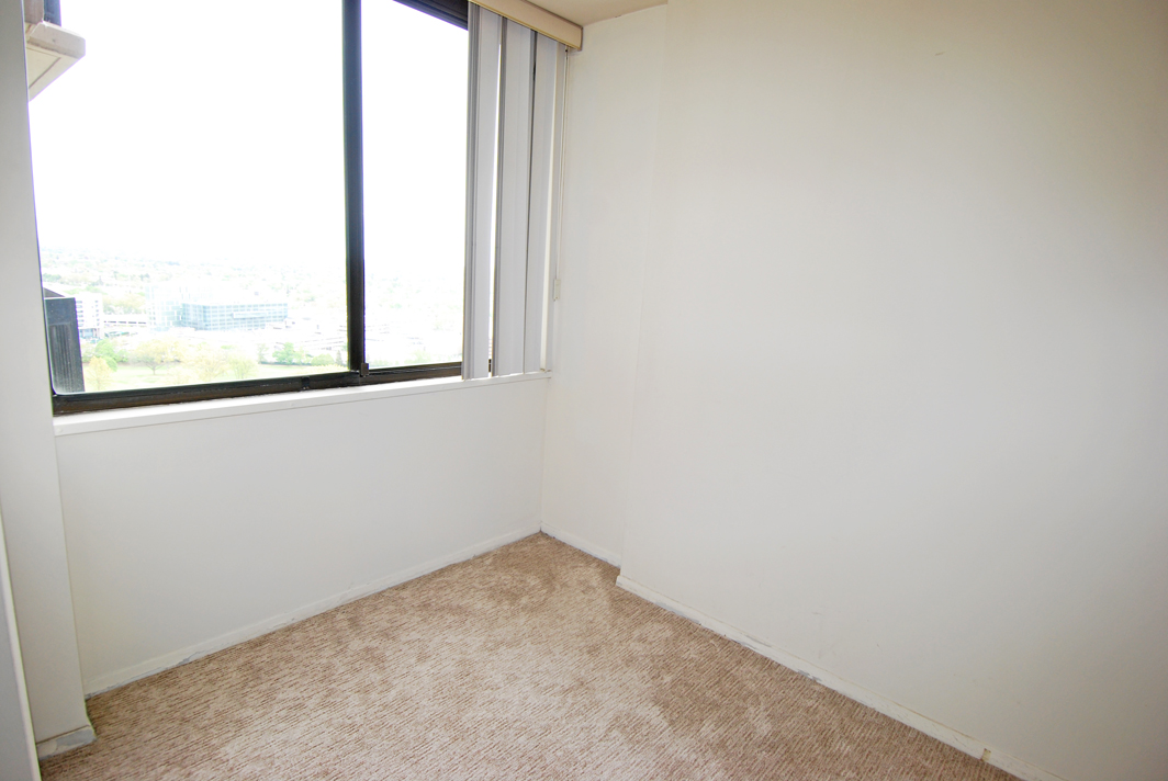 North Shore Towers Apt.