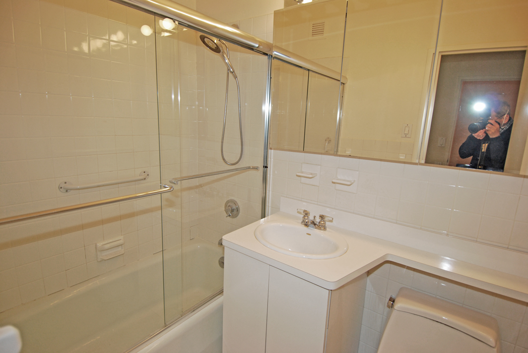 North Shore Towers Apt.