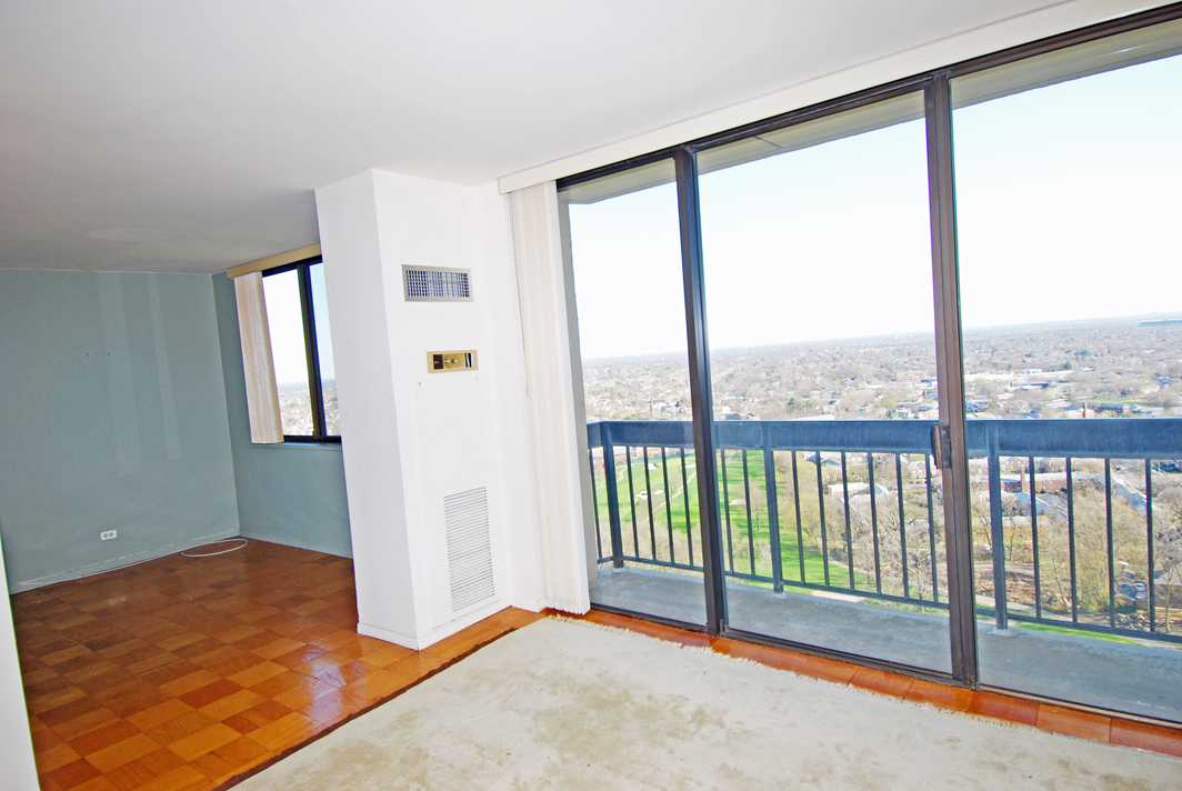 North Shore Towers Apt.