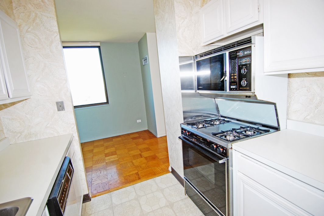 North Shore Towers Apt.