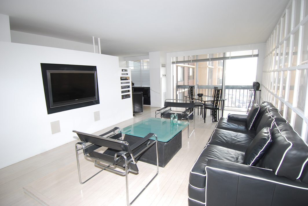 North Shore Towers Apt. 