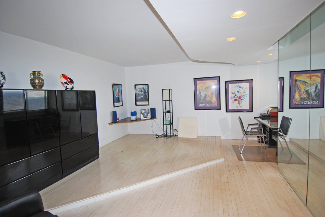 North Shore Towers Apt.