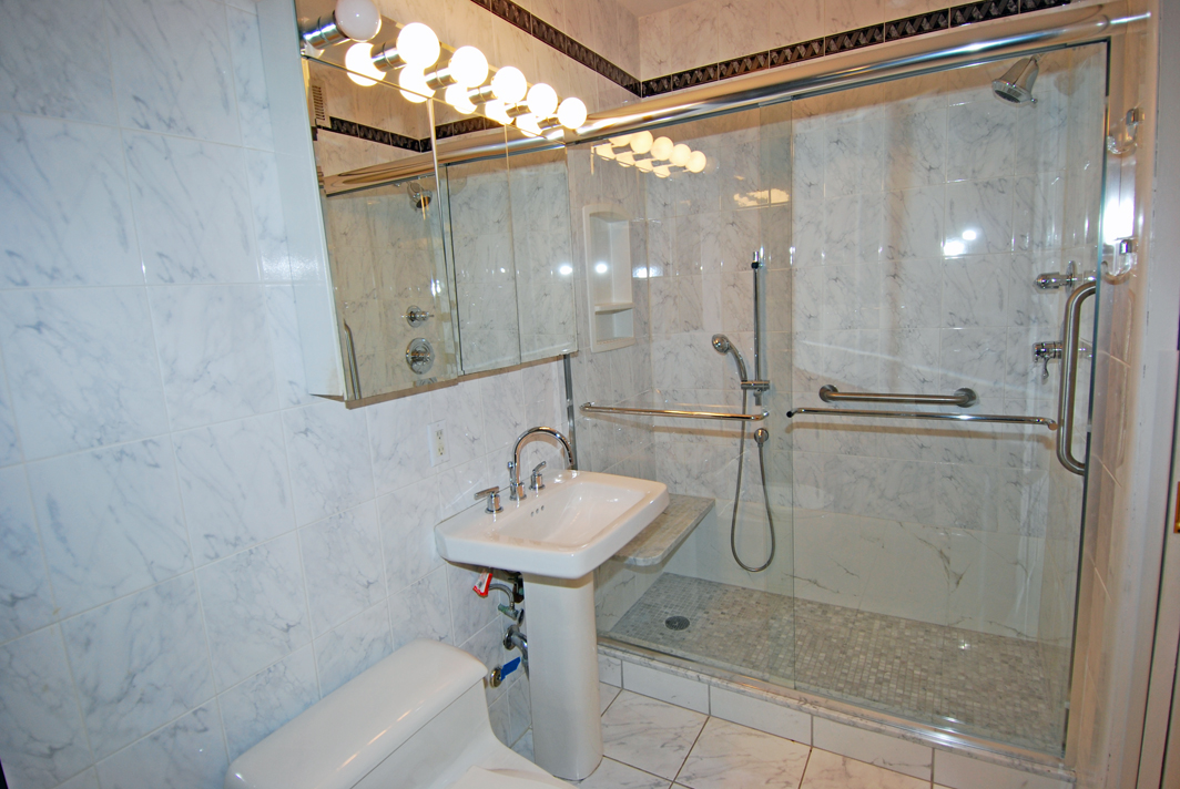 North Shore Towers Apt.