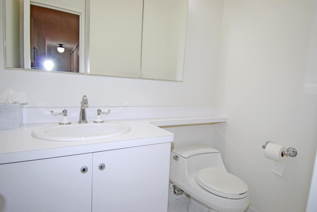 North Shore Towers Apt.