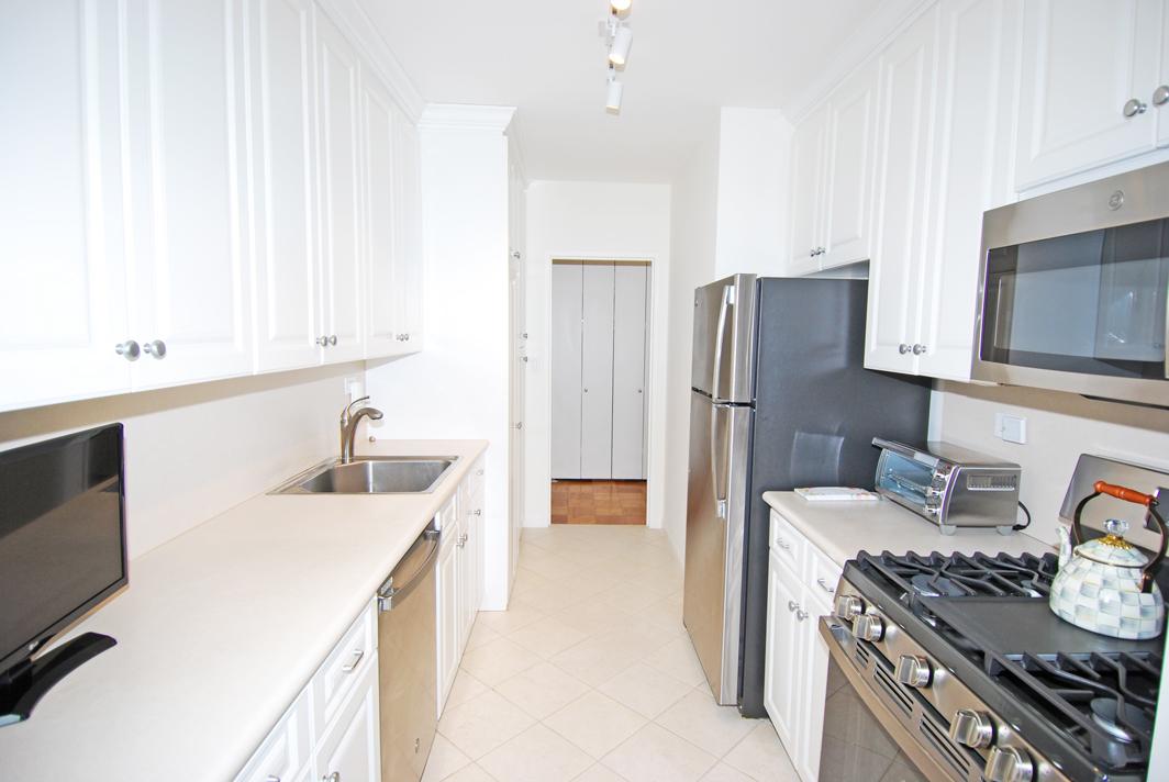 North Shore Towers Apt.