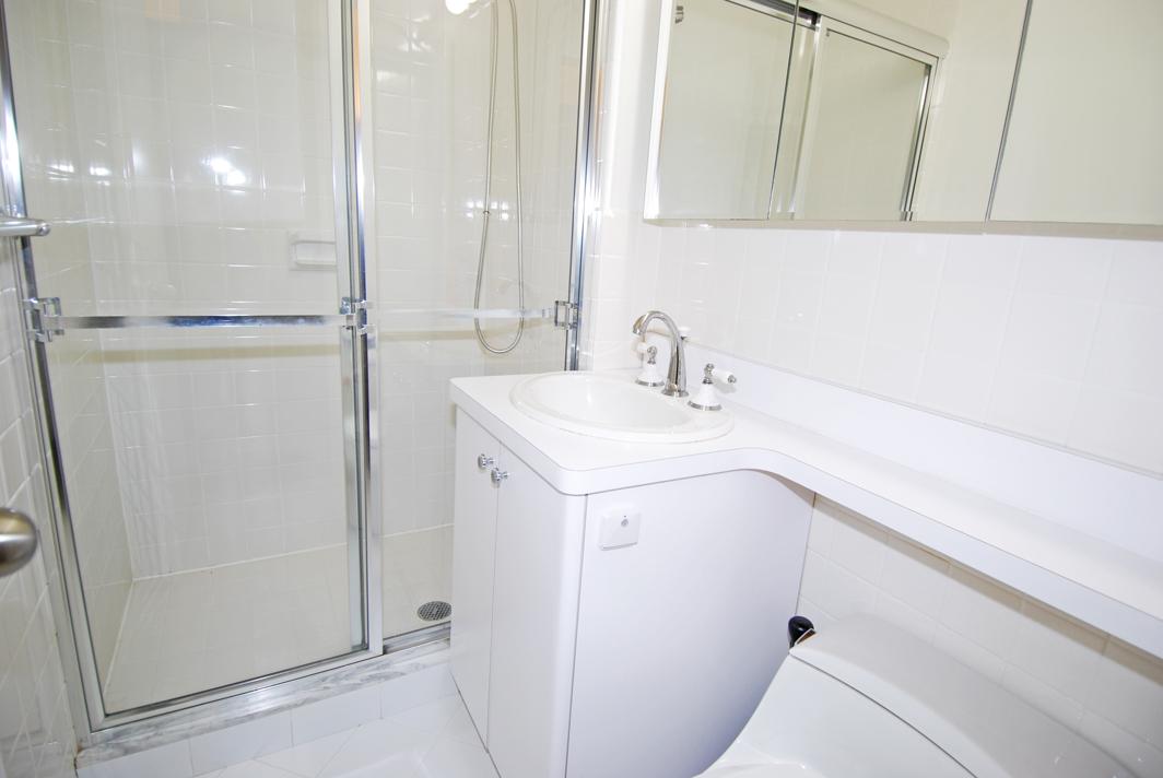 North Shore Towers Apt.