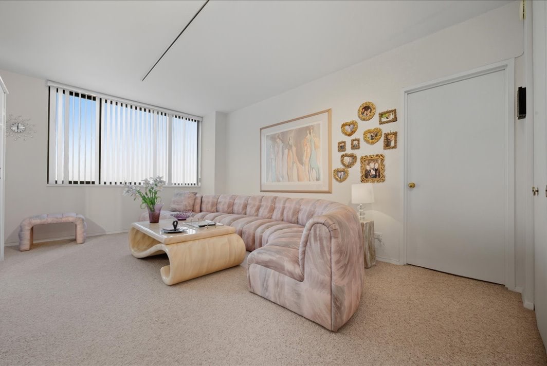 North Shore Towers Apt.