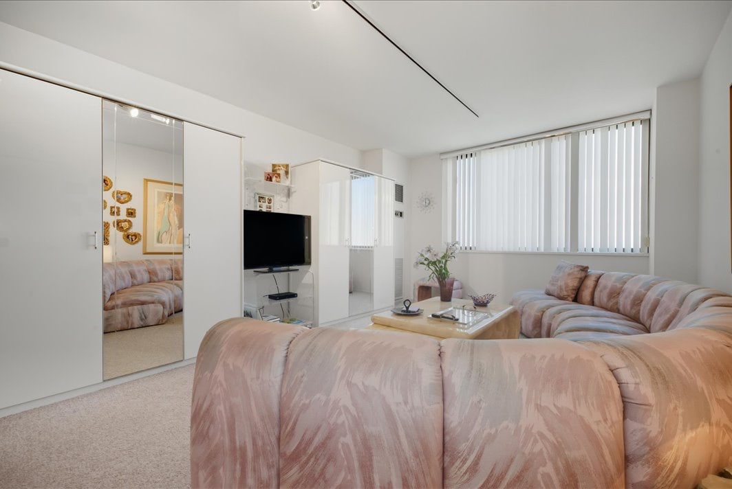 North Shore Towers Apt.