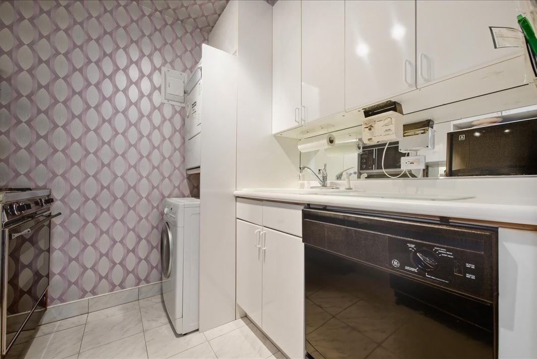 North Shore Towers Apt.