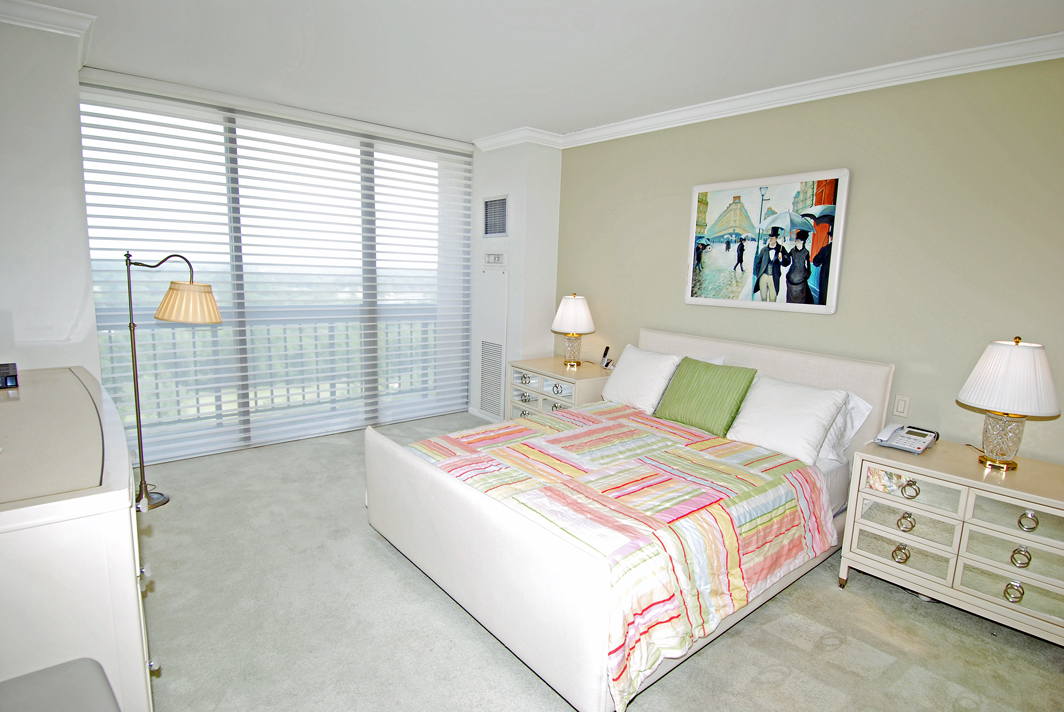 North Shore Towers Apt.