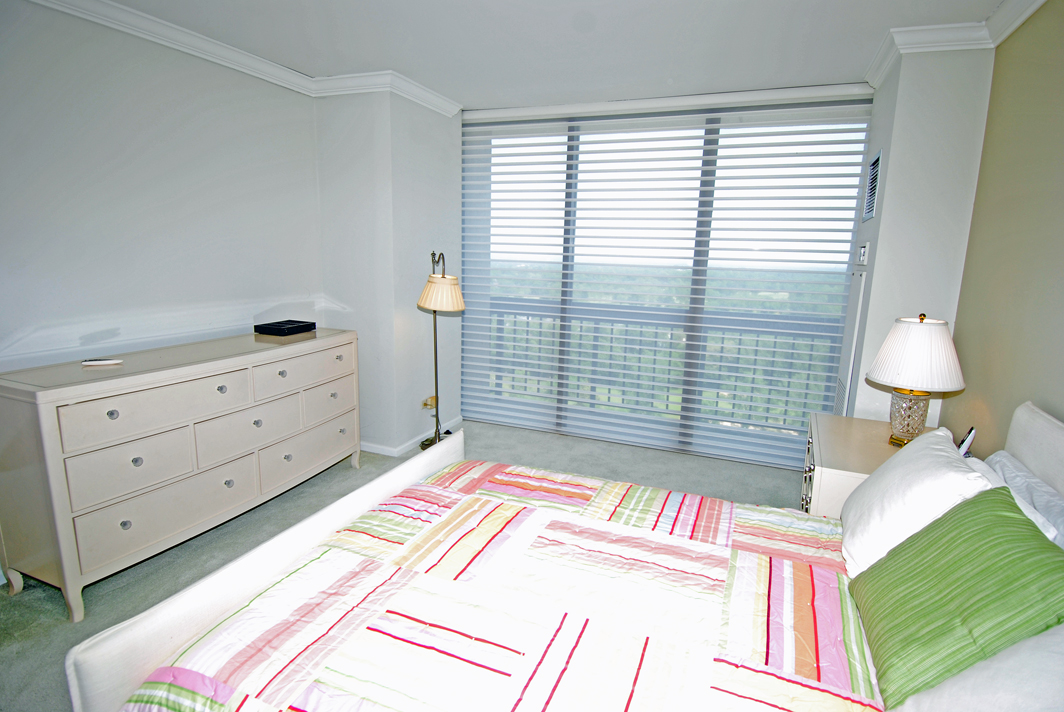 North Shore Towers Apt.