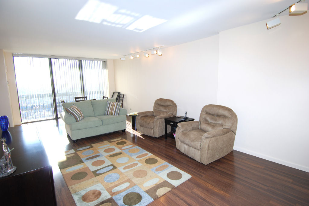 North Shore Towers Apt. 