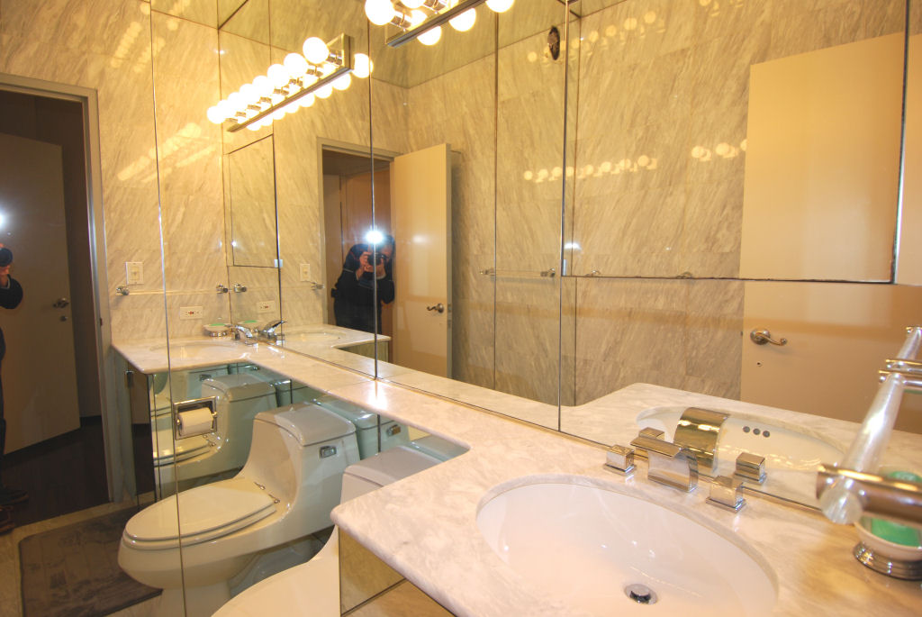 North Shore Towers Apt.