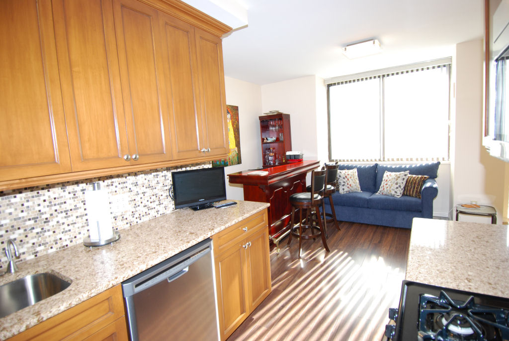 North Shore Towers Apt.