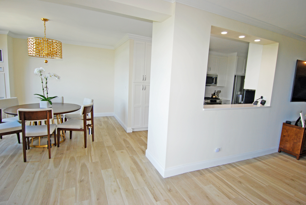 North Shore Towers Apt.