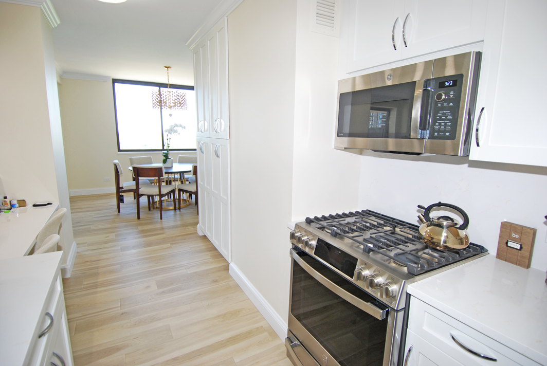 North Shore Towers Apt.