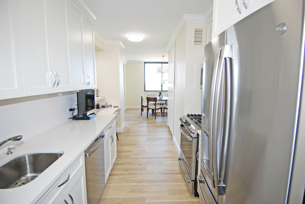 North Shore Towers Apt.