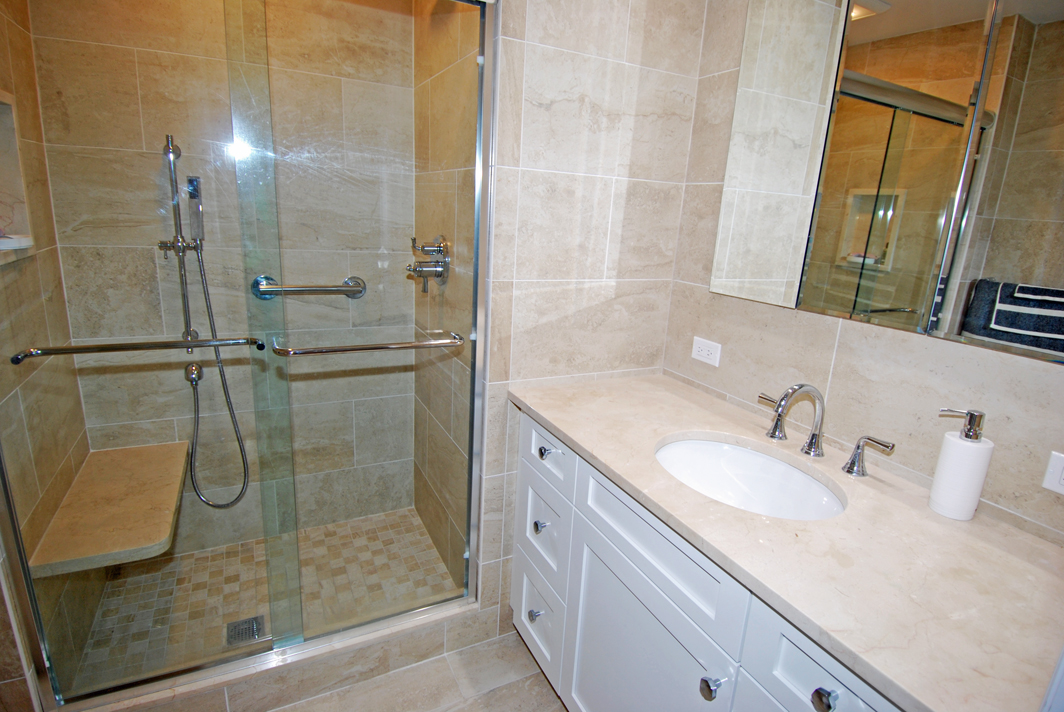 North Shore Towers Apt.