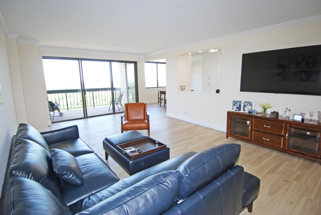 North Shore Towers Apt.