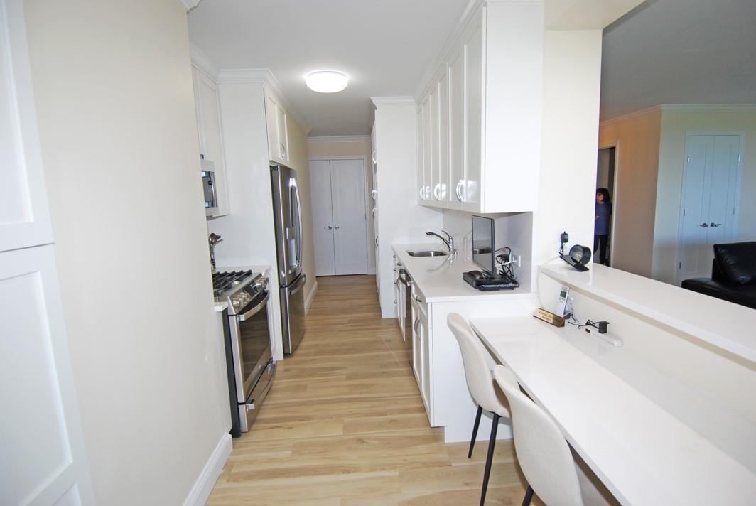 North Shore Towers Apt.