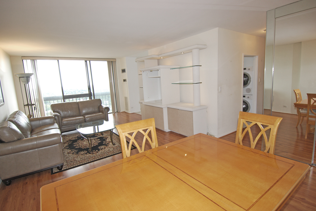 North Shore Towers Apartment