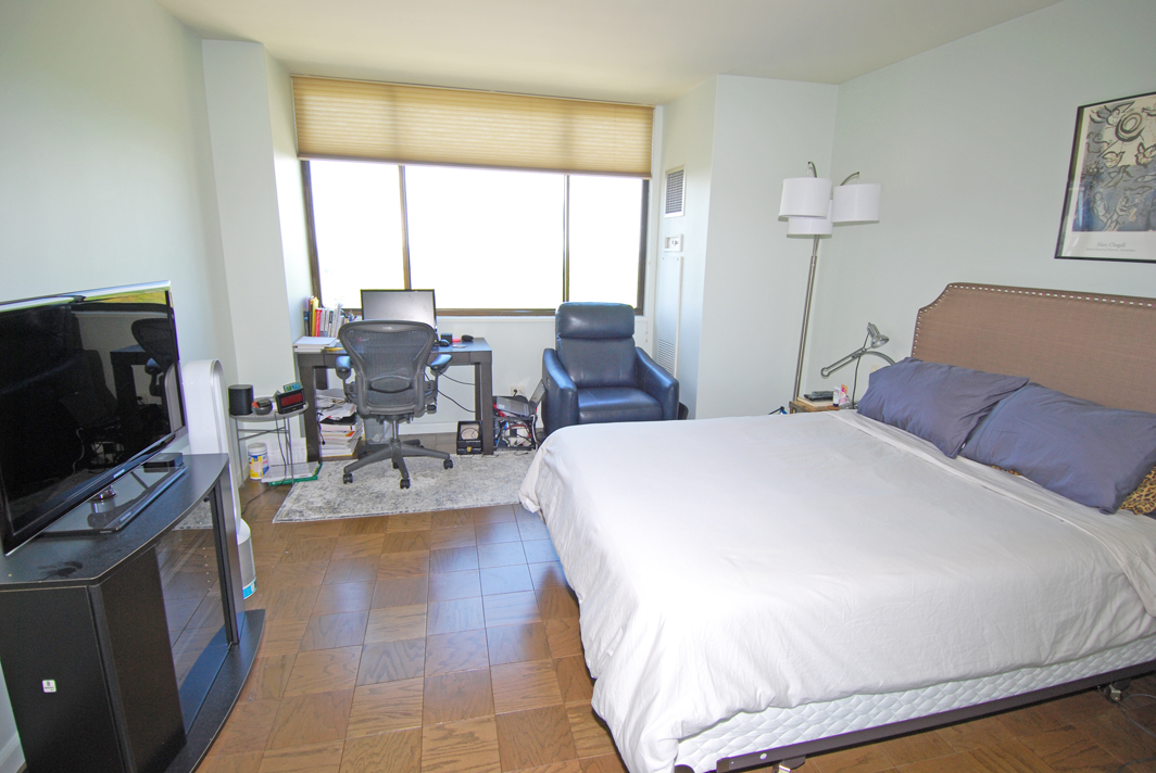 North Shore Towers Apt.