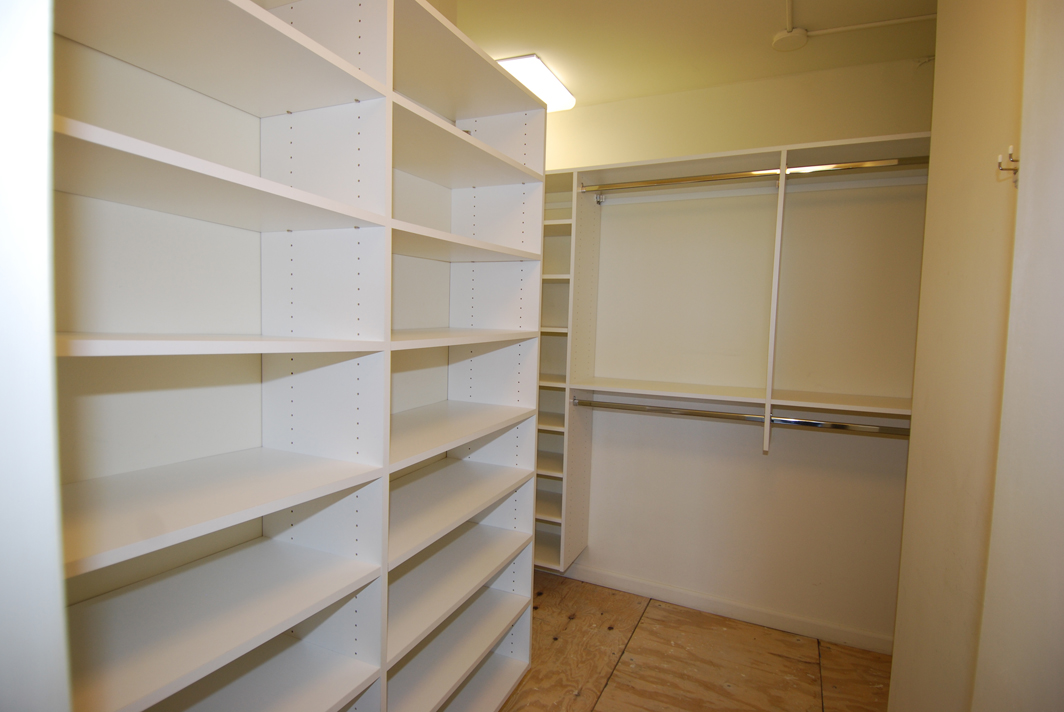 North Shore Towers Apt.