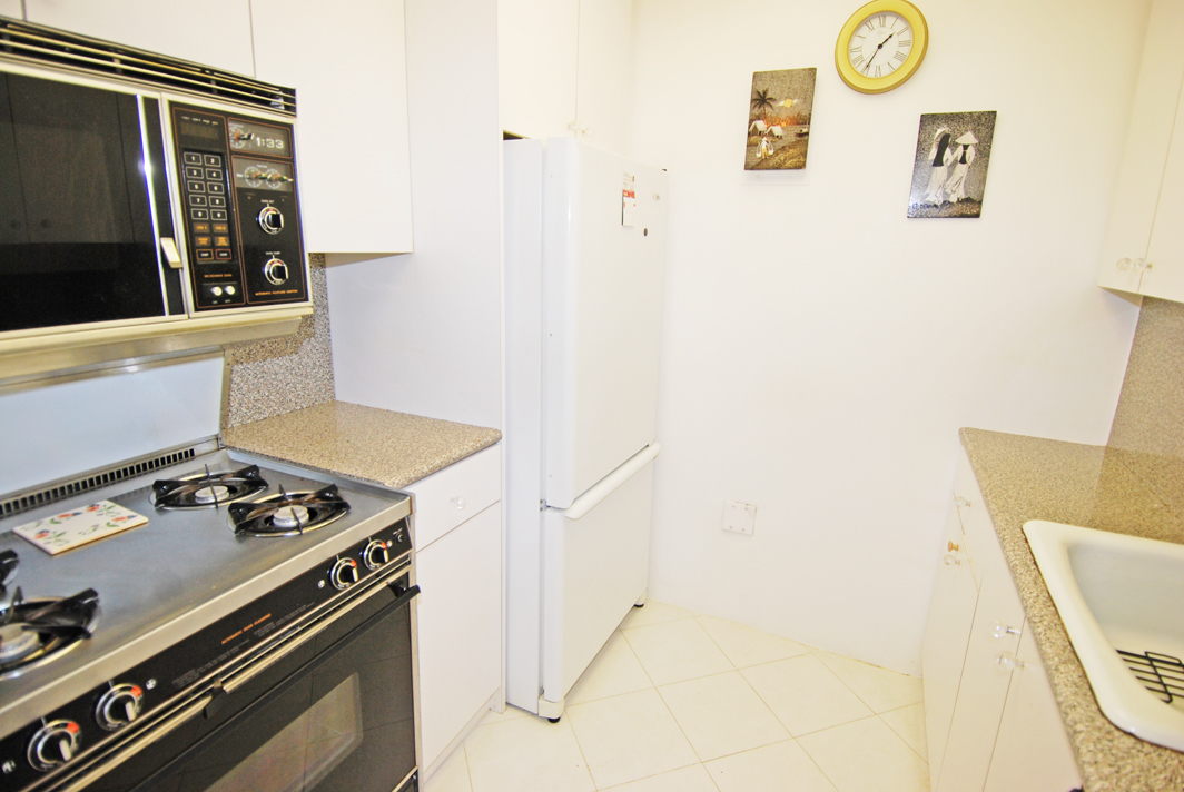 North Shore Towers Apt.