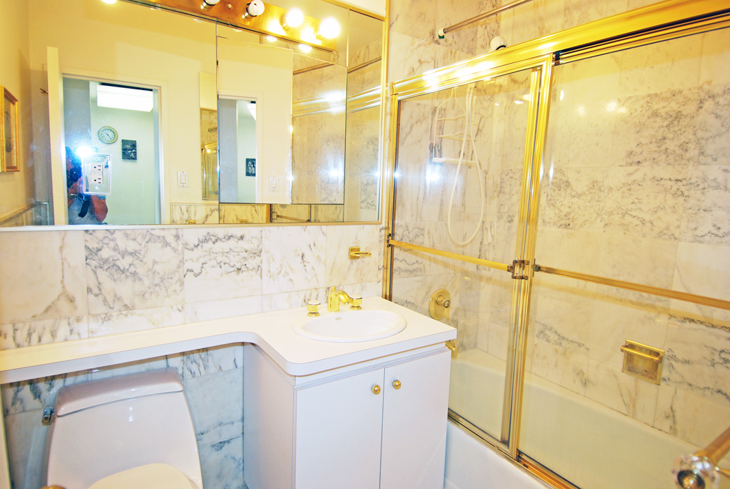 North Shore Towers Apt.